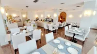 Hotel & Wellness FRA I Pini - breakfast