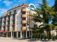 Hotel Luxor Hotels near Baba Ganka Square