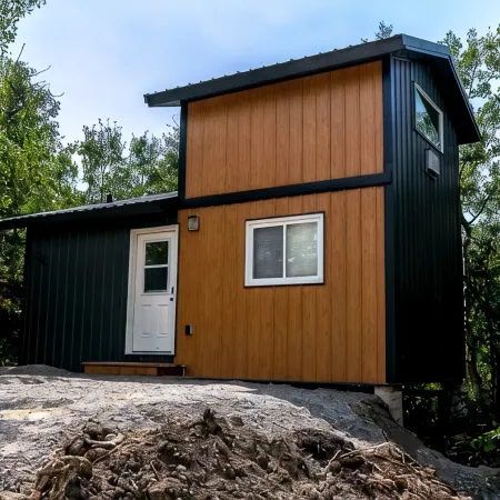 Payne Lake Wilderness Huts - Grizzly Basin