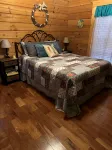 Charming 2-bedroom cabin with AC, WiFi on private lake in Dunlap, Tennessee - 3つ星