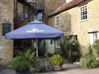 The White Hart Hotel Hotel di Martock
