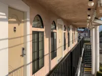 Seaview Inn Grover Beach - parking