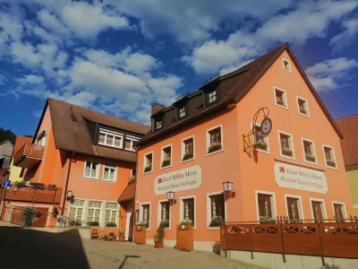 Hotel Wilder Mann Hotels in Dombühl