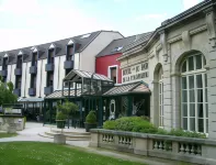 Hôtel Restaurant du Parc de la Colombière Các khách sạn ở Longvic