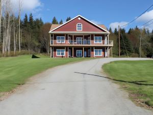 The Fiddle and the Sea Bed and Breakfast