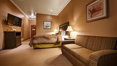 Best Western Plus Route 66 Glendora Inn Hotels near Frank G. Bonelli Regional Park