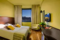 Athens Center Square Hotel