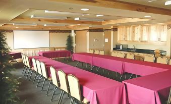 AmericInn by Wyndham Oswego