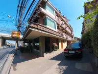 Kraisaeng Place Hotels in 