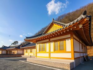 Yongin Hanok Pension Sujindang