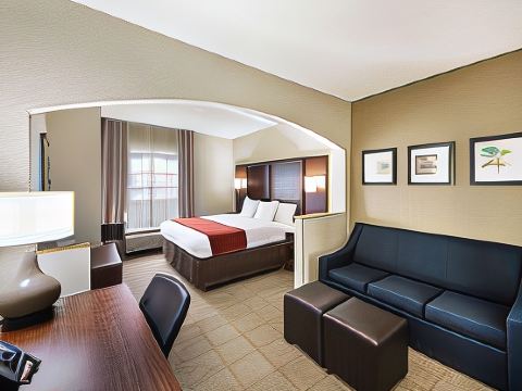 Comfort Suites Monroe