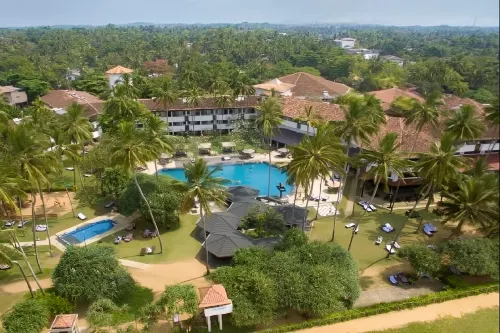 Tangerine Beach Hotel - parking