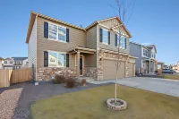 New! Family-Friendly Home with Pool Table, King Beds Hotels in Windsor