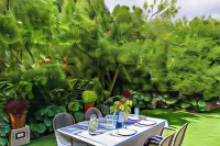 Romantic Garden