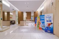 RedLiving Apartemen Podomoro Golf View - Room 37 Tower Balsa Hotel dekat Lapangan Cikeas Bogor Putrs