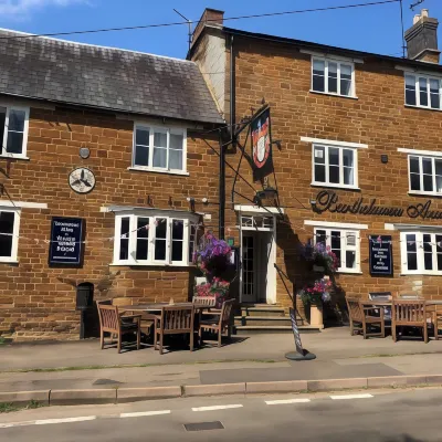 Bartholomew Arms Hotels near Silverstone Interactive Museum