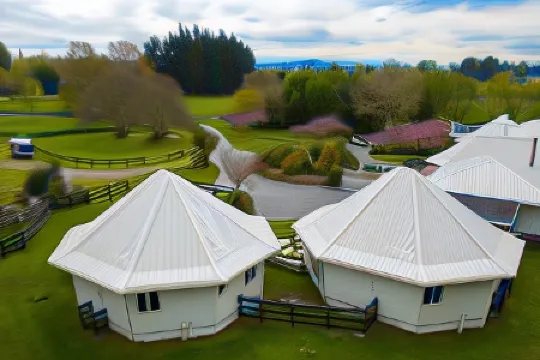 銀溪羊駝農場旅館及旅遊