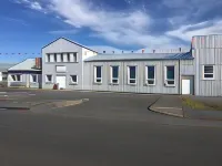 Welcome Riverside Guesthouse - parking