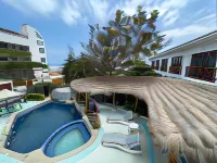 Hosteria Punta Blanca - Pools