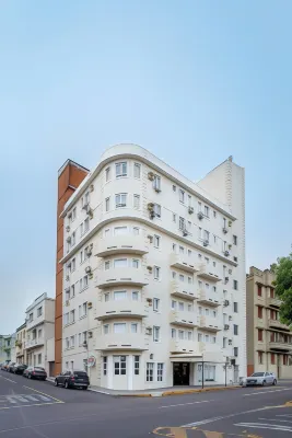 Hotel Dom Rafael Executivo Hotels near Barragem do Vacacaí-Mirim