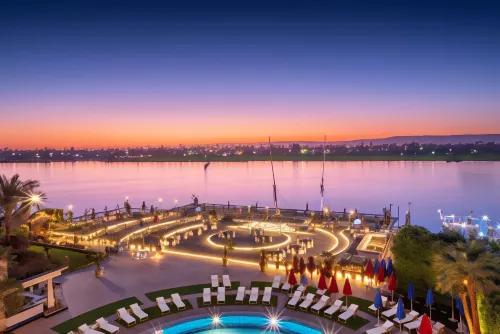 Sonesta St. George Hotel - Convention Center Hotels in Al Aqaletah