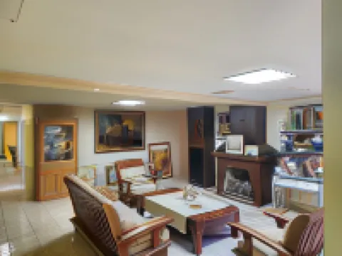 丹尼旅舍 埃爾卡拉法特酒店