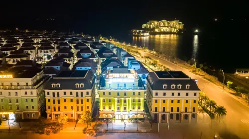 下龍因多特酒店