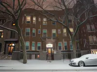 Wrigley Hostel - Chicago Hotels near Lakeview