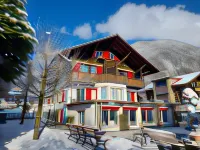 Adventure Guesthouse Interlaken Hotels near Neuhaus Manor Farm AG