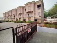 Sheer Luxury Apartments & Suites