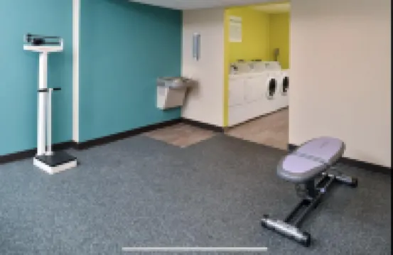 Red Roof PLUS+ & Suites Tampa