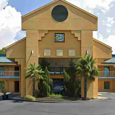 Welcome Inn Hotel Exterior