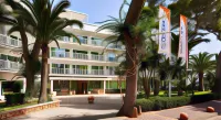 Globales Cala Blanca Hotels in Cala Blanca