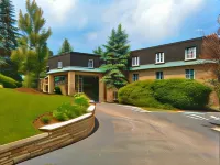 Meadowbrook Inn Hotels in Blowing Rock