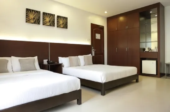 阿爾巴吾諾酒店 鄰近夜市 Sugbo Mercado的酒店