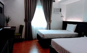 Top Star Hotel Oton