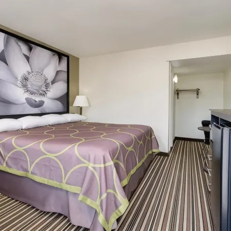 Super 8 by Wyndham Florence