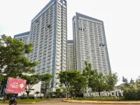 Best Price Studio at Casa de Parco Apartment by Travelio - 4-Star