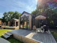 Glamping Bivak - Urban Gardens Gent Hotels in Nazareth
