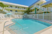 Tuckaway Shores Resort - Sea View