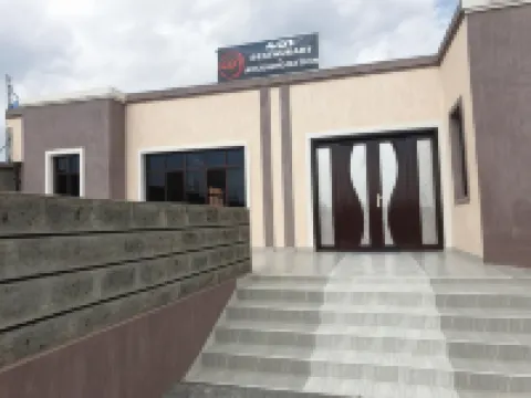 401 Restaurant & Accommodation Hotels in 