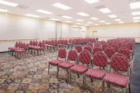 Ramada by Wyndham Edgewood Hotel & Conference Center Hotels in Belcamp
