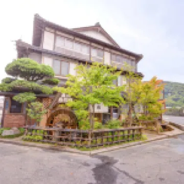 Kappo Ryokan Shiratame Ryokan