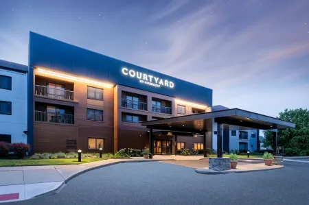 Courtyard Columbus Airport