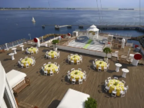 ザ クイーン メアリー ロングビーチのホテル