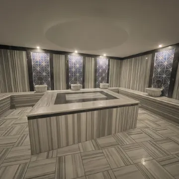 Le Luxe Suites Hotel & Spa