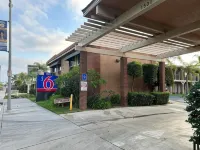 Studio 6 Suites Santa Ana, CA - 3-Star