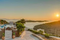 Sunrise Beach Suites - Ocean View