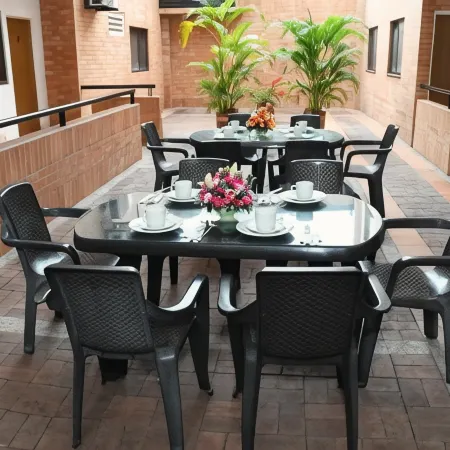 Apartahotel Los Cerezos