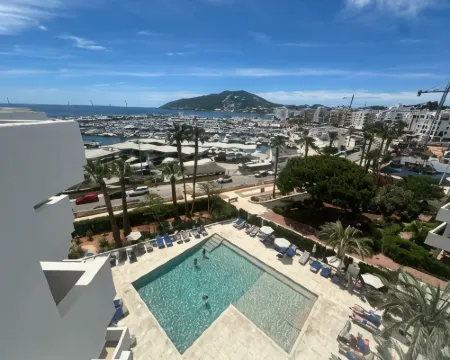 Hotel Tres Torres Hotels in Santa Eularia des Riu